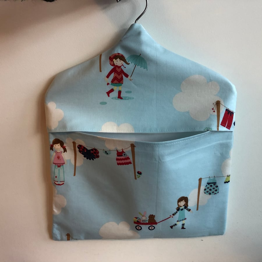 Hanging Lined Cotton Peg Bag