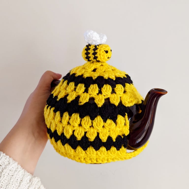 Bumblebee teapot cosy, energy saving, cost efficient, crochet teapot cover