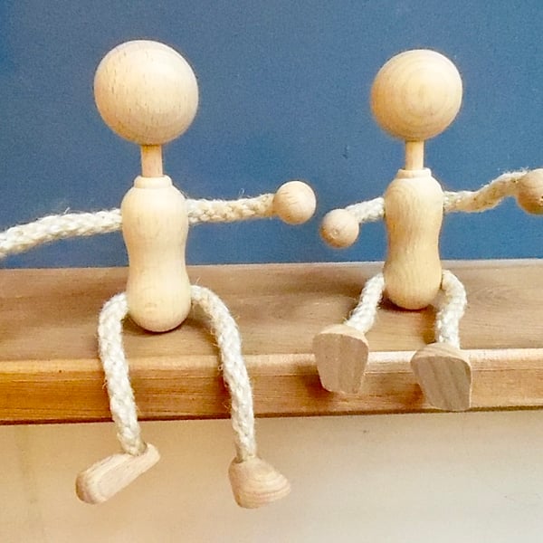 15cm Beech and Wired Sisal  Puppet Doll