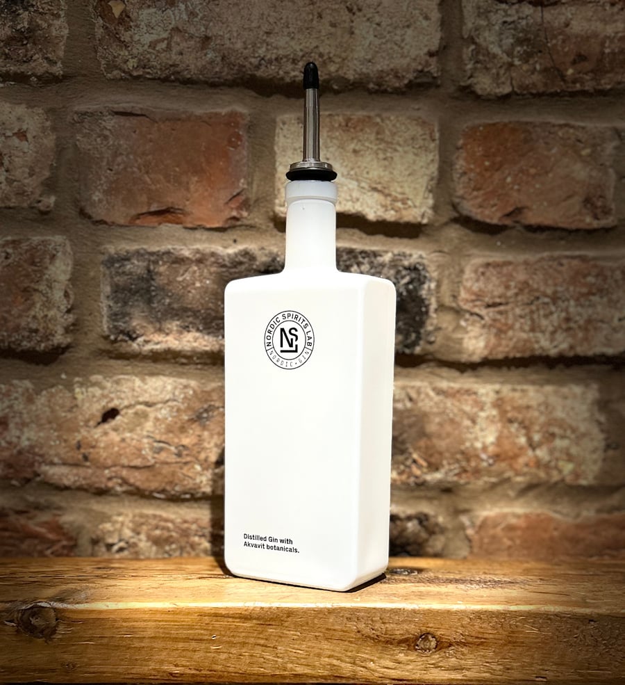 Gin Bottle Olive Oli Pourers