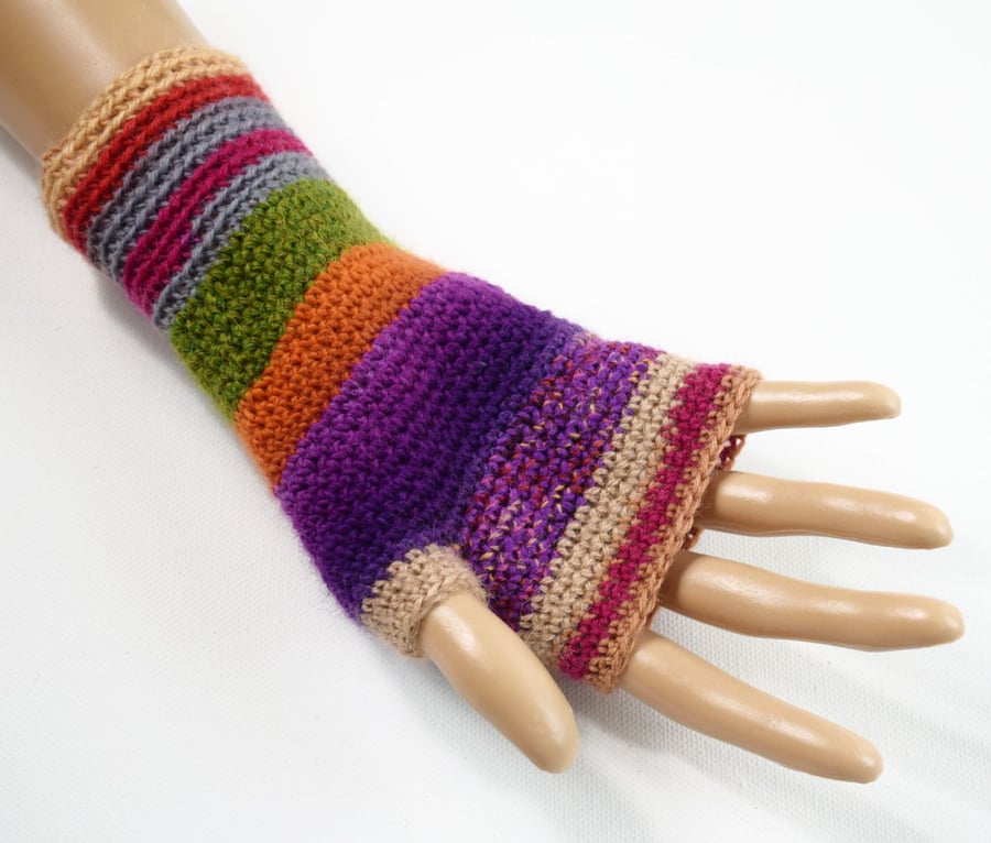 Multicoloured Fingerless Gloves For Women In Wool Rich Yarn