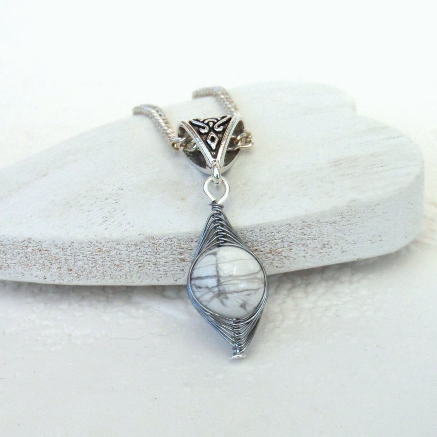 Wire wrapped necklace with howlite