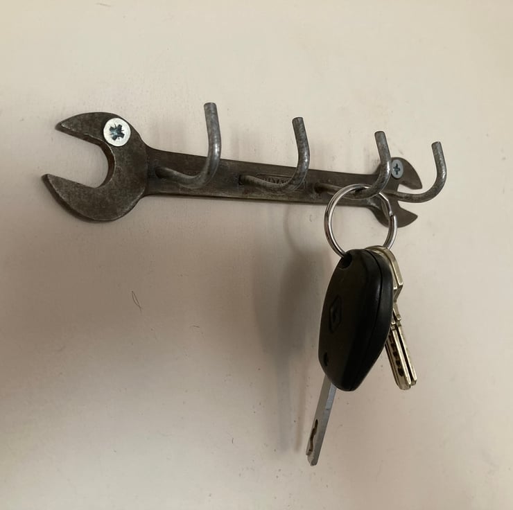 Key Rack, 4 Hooks, Upcycled Vintage Matador Spa - Folksy