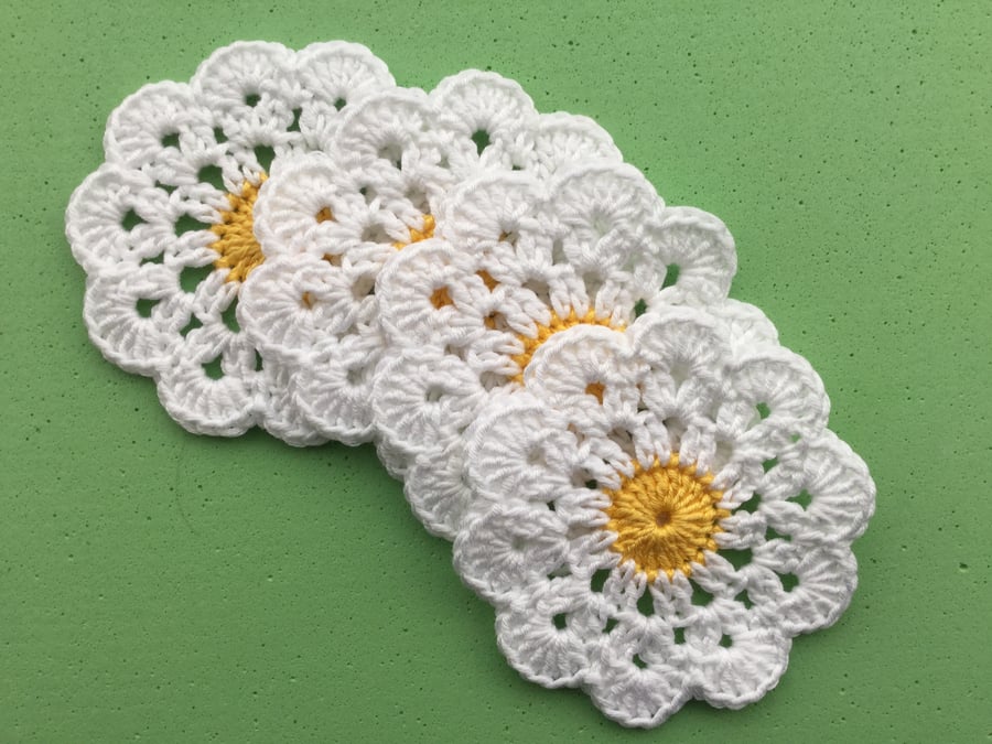 Crochet Daisy Flower Coasters