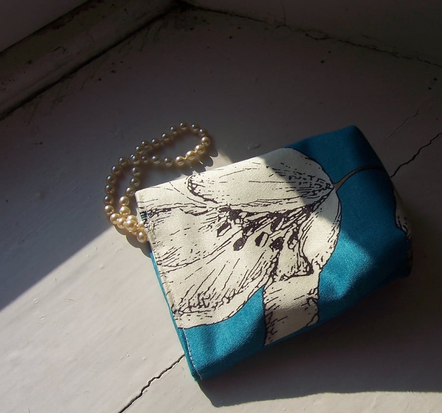 Textile cosmetic bag in teal and white - Lily