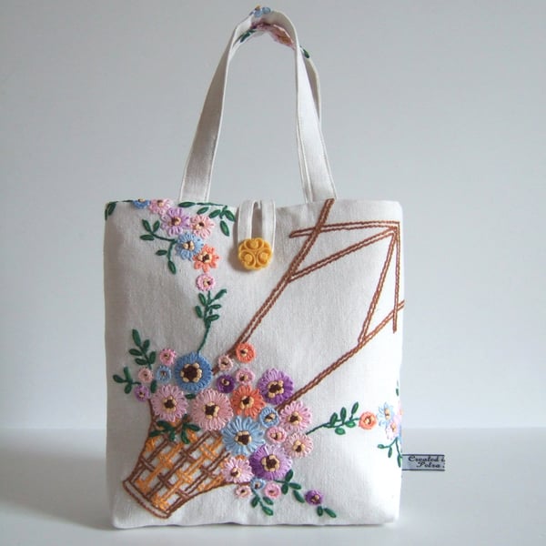 Small handbag or bucket bag made from vintage embroidered table linen 
