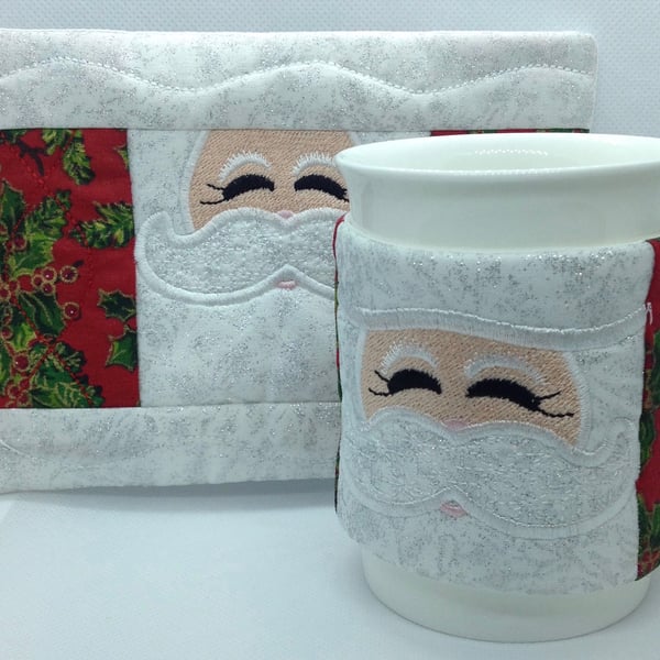  Santa Mug Rug and mug warmer PB9