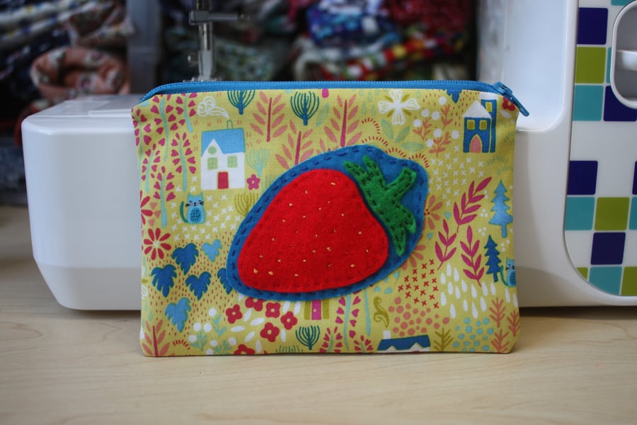 Strawberry Appliqué Purse 