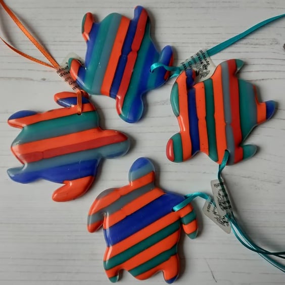 Beachy Blues Turtle Suncatcher, Summer Seconds