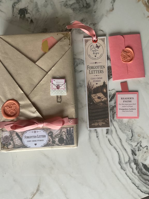 Blind Date with a Book Cosy Crime Gift - Forgotten Letters - Book Lover Gift