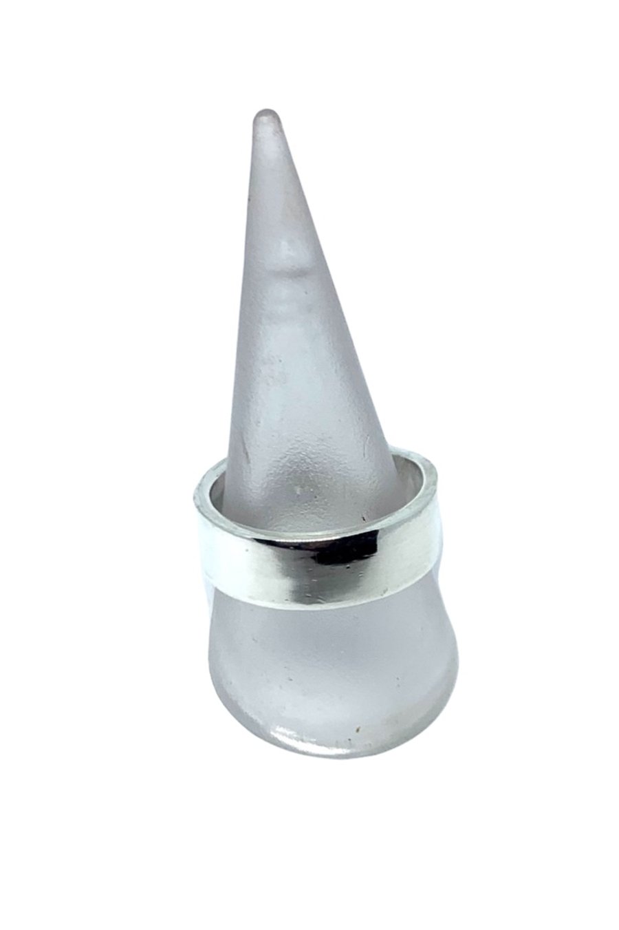 Flat wedding band ring