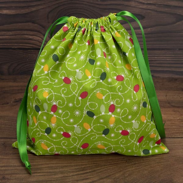 Handmade Christmas Gift Bag, Christmas Baubles Design Design, Eco-Friendly-FGB28