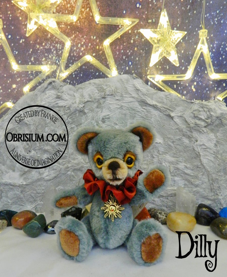Artist alpaca bear: Dilly the Bear