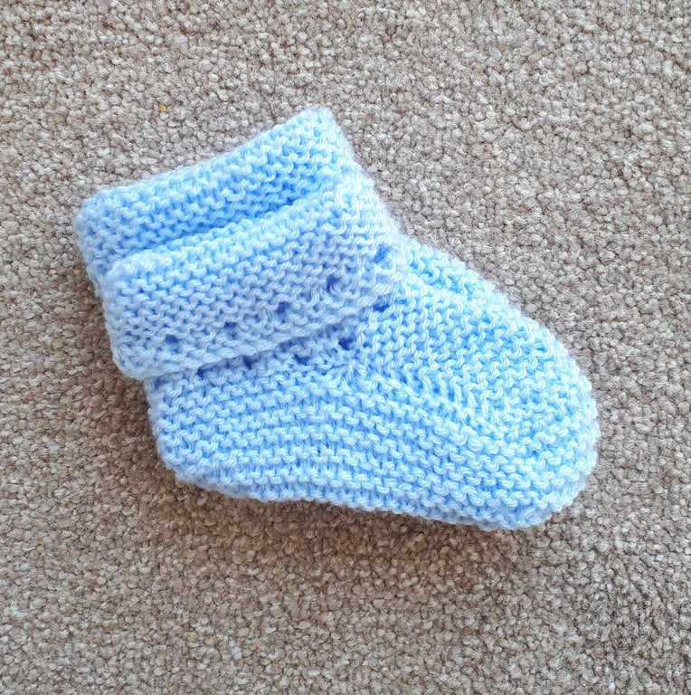 KNITTING PATTERN PDF Baby Blue Bootees