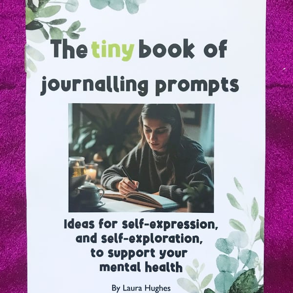 The Tiny Book of Journalling Prompts, A6 booklet