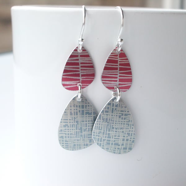 Pebble shaped mid century style red drop earrings