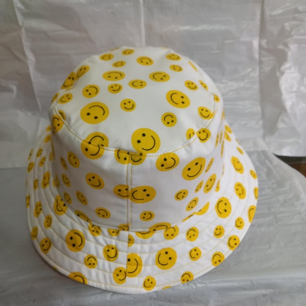 Bucket Hat Smiley Faces on white colour backg. Folksy