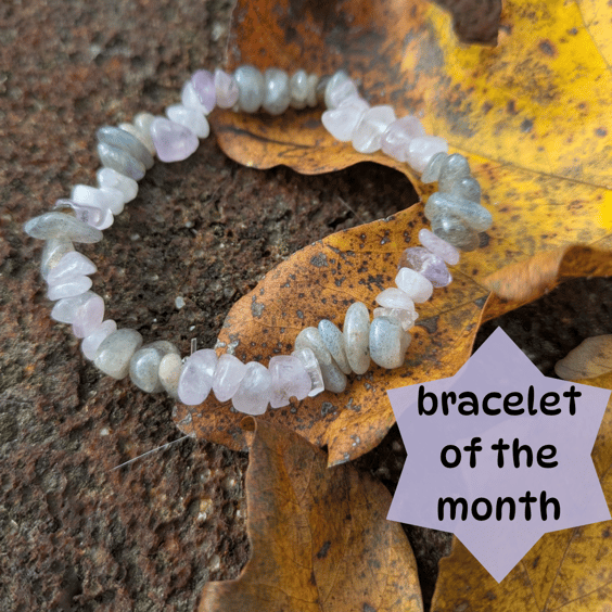 Protecting amethyst and grey labradorite bracelet