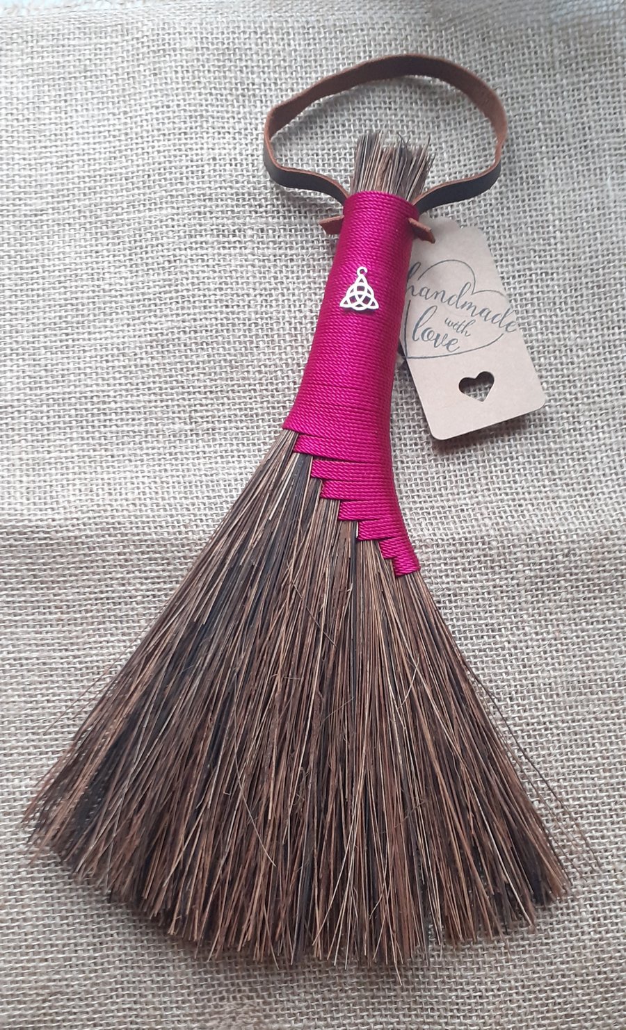 Handmade Handheld Natural Grass Brush