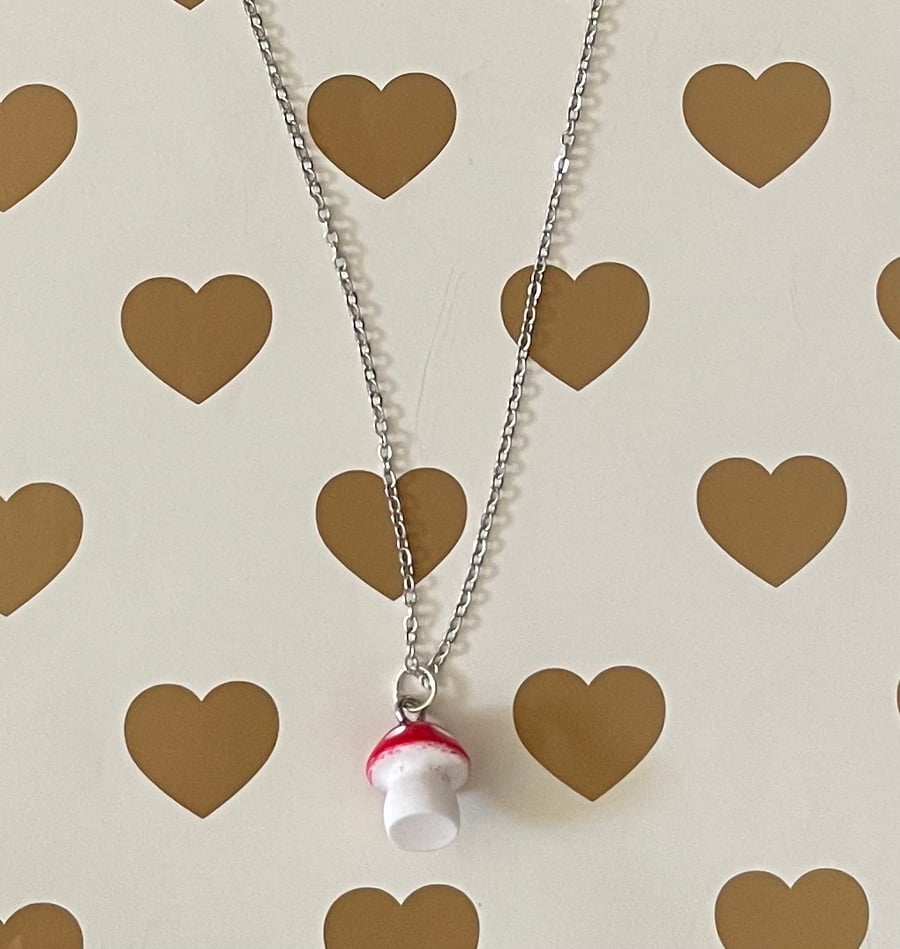 Mushroom necklace 