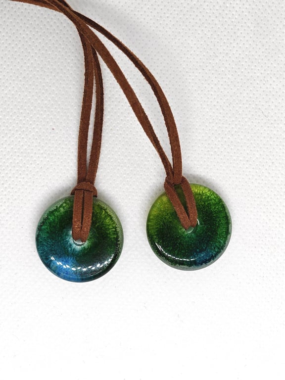 Yin Yang Resin Circle Necklace Set: Green Blue Gradient Boho Pendants
