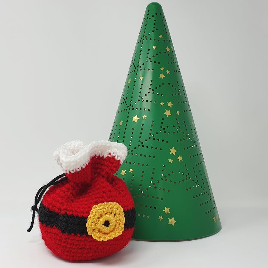 Drawstring Crochet Gift Bag - Santa