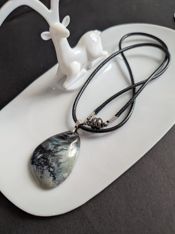 Handcrafted Stone Pendant with 44cm Rope Necklace