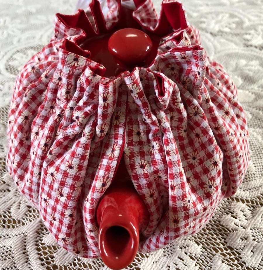 Reversible Gingham Tea Cosy 
