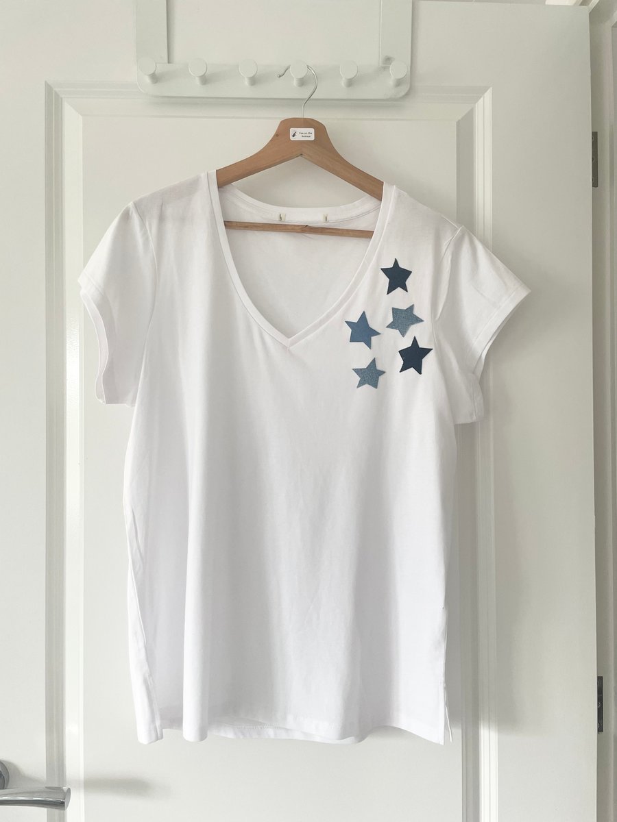 Applique Star Women's T-Shirt - Size 14