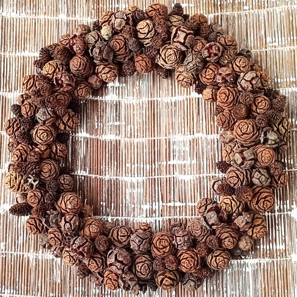 LARGE All Season or Christmas Wreath, cedar, alder & cypress cones - M