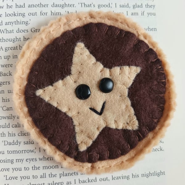 Felt Mince Pie bookmark,a bookworm gift,childre... - Folksy