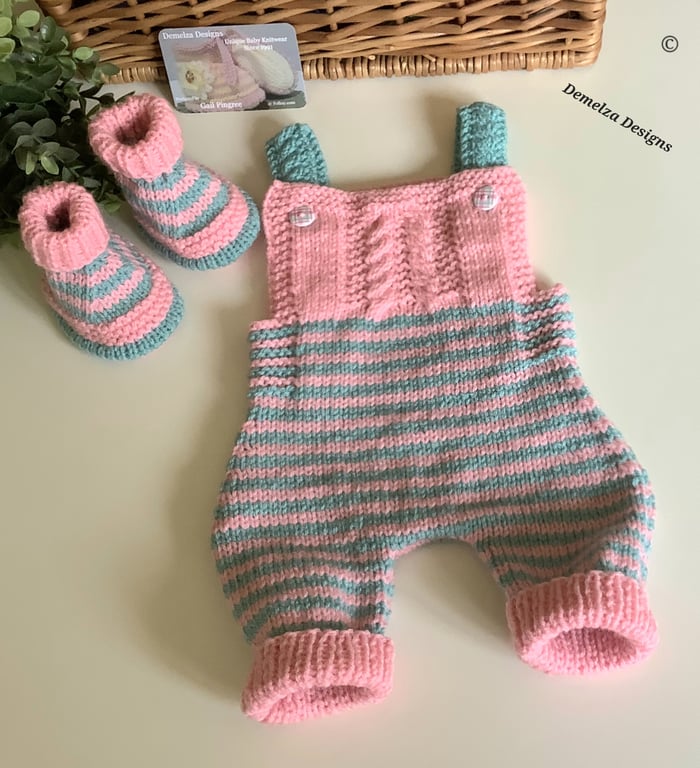 Baby Girl's Hand Knitted Rompers & Matching Booties Set 0-3 months size
