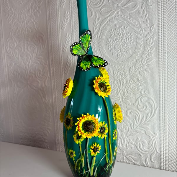 Sunflowers in bloom by Andrew Jenkins 