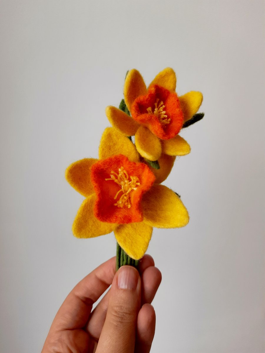 Seconds Sunday- Needle Felt Merino Daffodil Brooch