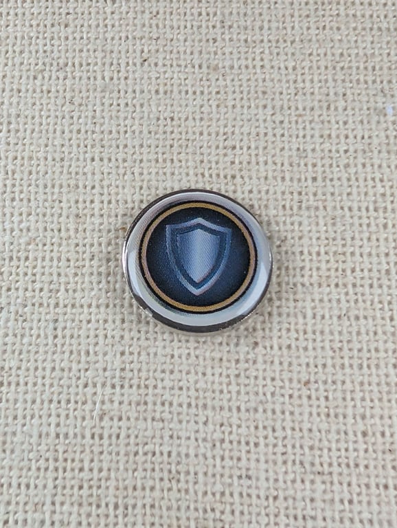 Tank Pin Badge - Gamer Themed Pin - Large Resin Topped Pin Badge 