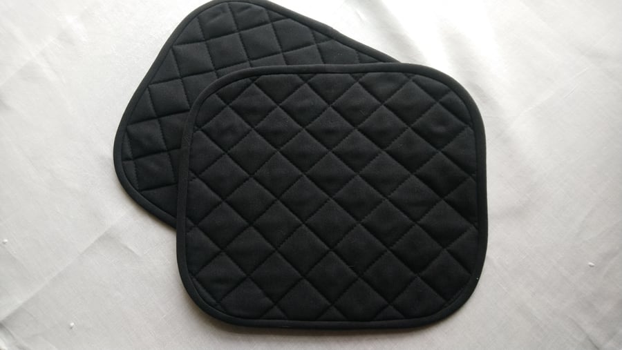Placemats, A PAIR of  Quilted Heat Resistant made in 100% Cotton Fabric