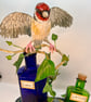 Papier maché goldfinch sculpture  - Image 6