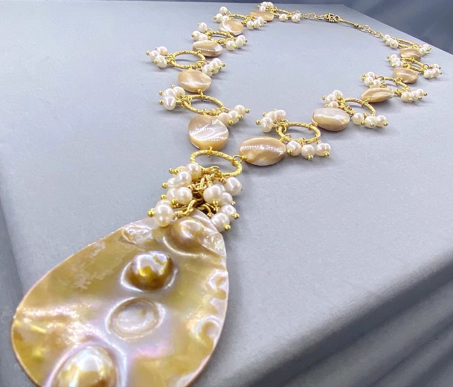 Cultured Pearl Cluster Beaded Necklace with Blister Pearl Pendant Gold Filled