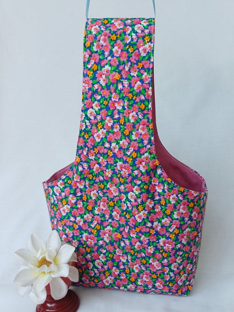 Handy floral yarn bag