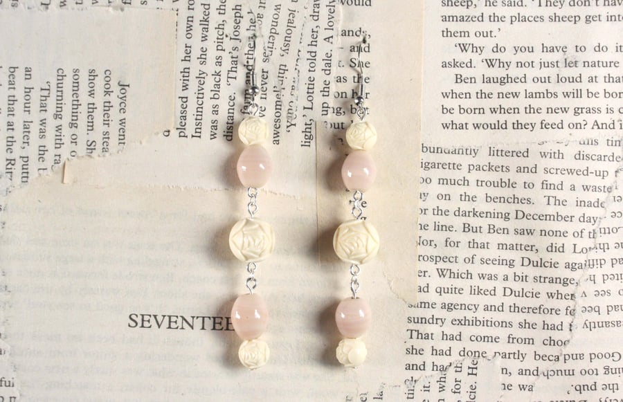 Cream Rose Flower Pink Bead Dangle Earrings