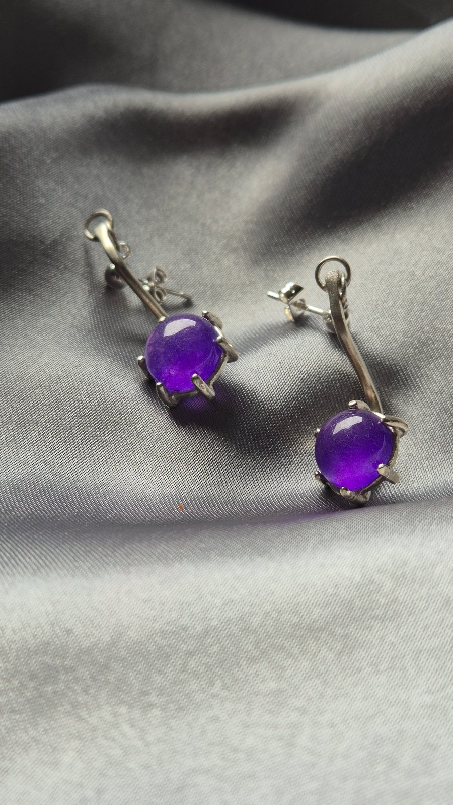 Sterling silver and purple jade stone earings
