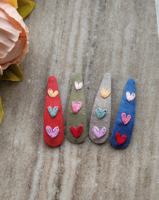 Hand embroidered hair clips, cute pink  hearts, valentine gift, girl, toddler
