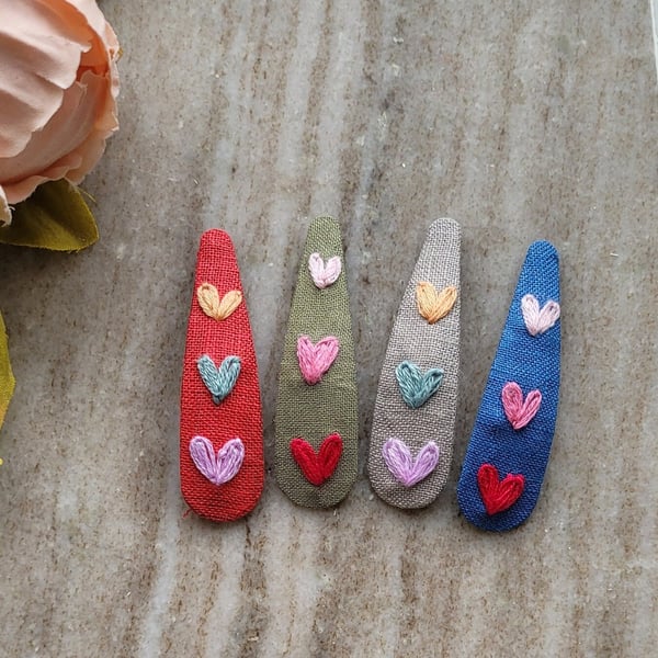 Hand embroidered hair clips, cute pink  hearts, valentine gift, girl, toddler