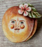 Peach brooch featuring peachy Pete - Image 5