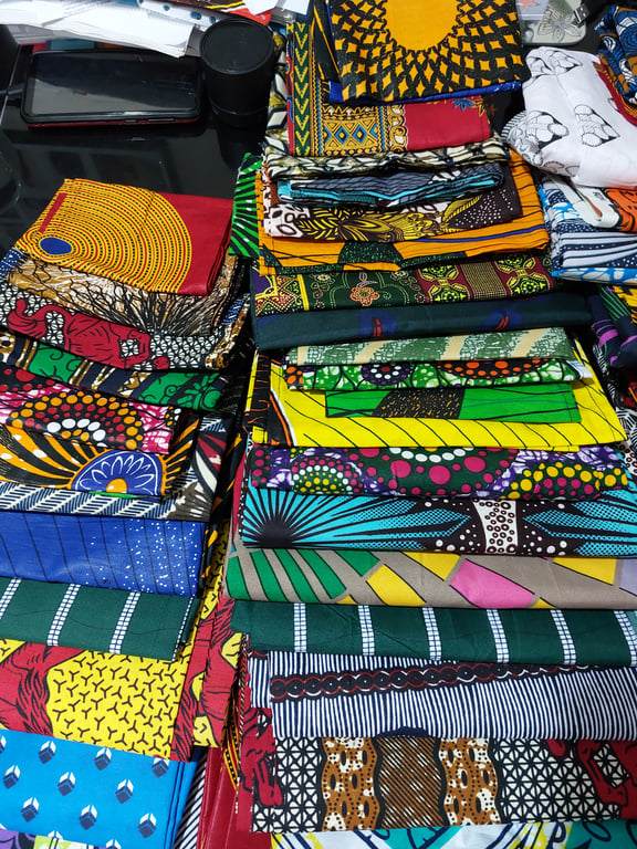 African Ankara fabric scrap bundle, pack of 24 random pieces for crafts.