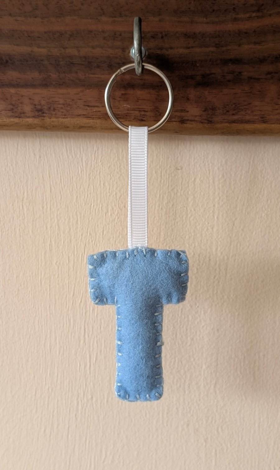 Handmade felt alphabet letter keyring T