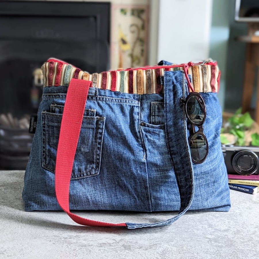 Denim Tote Bag - Zipped Oversized Shoulder Holdall Jeans Bag with Red Detailing