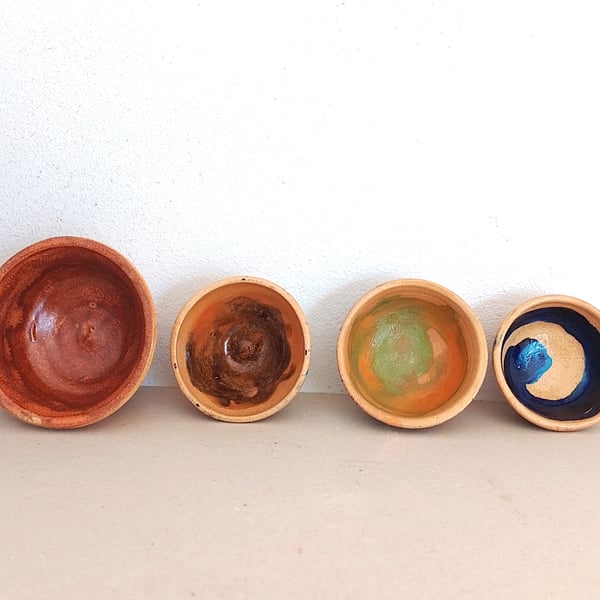 4 pce set of small multicolored hand made pottery food bowls, trinket bowls, 