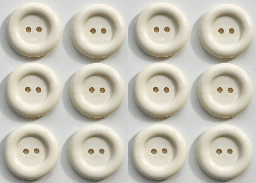 12 Clown-Style Buttons, 23mm Wide, Cream, Ring Edge, Dish, Glossy Finish