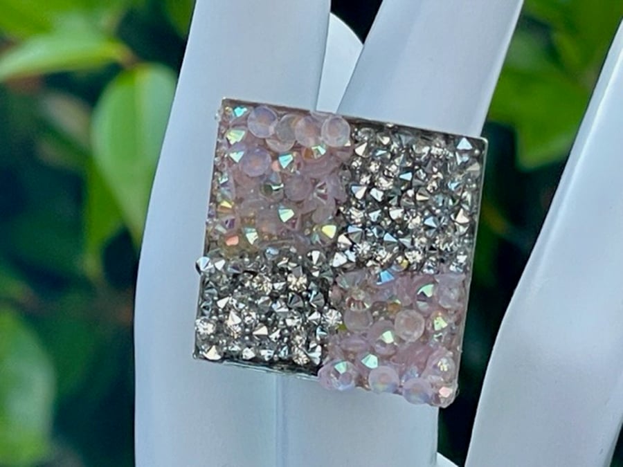 CHEQUERED CRYSTAL RING pink silver square adjustable fits all sizes 